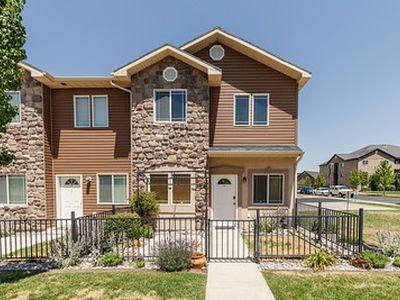 504 W 1595 N APT 105