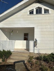 449 2nd Ave