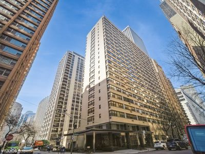 850 N Dewitt Pl APT 8C