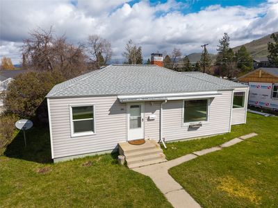 106 Sentinel St