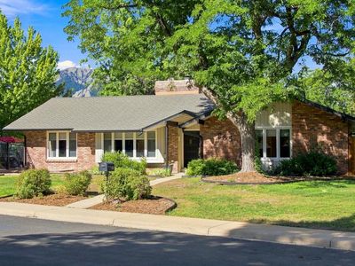 385 Fox Dr