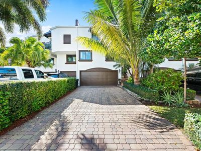 3014 NE 49th Street #5