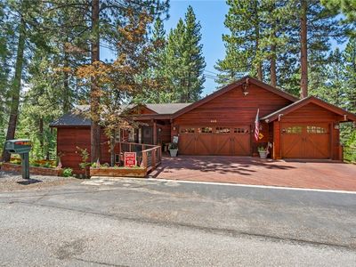 445 1st Green Dr