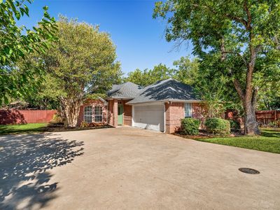 8816 The Briers Ct