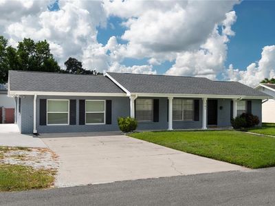 101 SANDBURG LANE