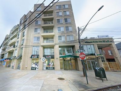 81-15 Queens Boulevard #4J