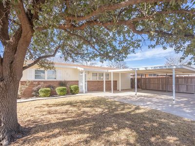 Property at 705 NE 5th St, Andrews, TX