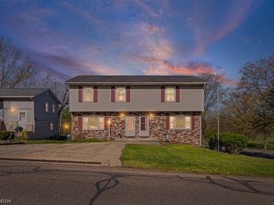 Property at 720-722 Newton St, Barberton, OH