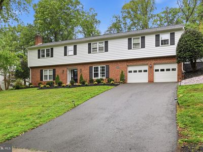 1718 Hollinwood Dr