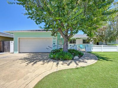 6447 Rexford Way
