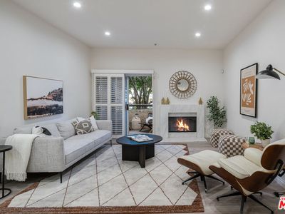 10604 Valley Spring Ln UNIT 104