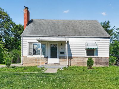 711 S Highland Ave