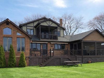 1122 Beech Dr