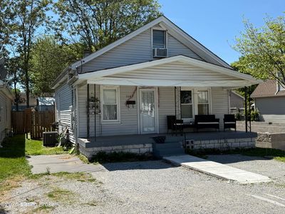 2062 Allene Ave