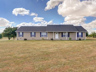 5115 S 163rd Road