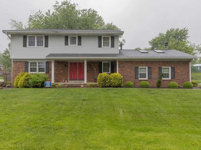615 Crestmont Dr