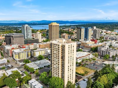 4540 8th Avenue NE #1002
