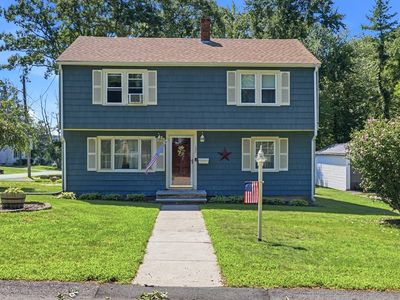 127 Isabelle St