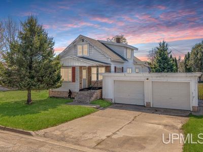 Property at 1105 W Hughitt St, Iron Mountain, MI