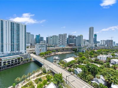 10 SW South River Dr APT 1504