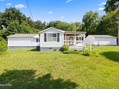 7001 Bert Newman Ln
