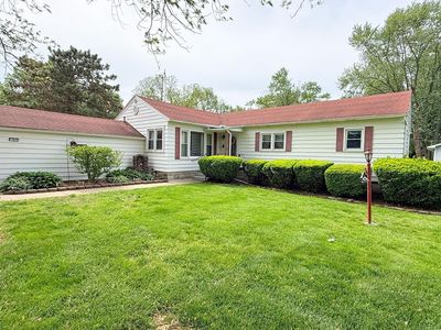 7947 Lake Breeze Dr