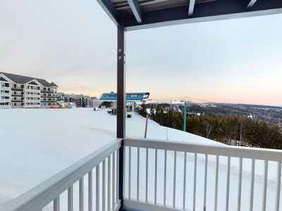 240 Mountain Lodge Ln