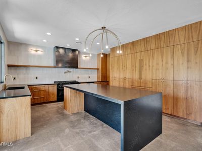 27363 N WHITEHORN Trail