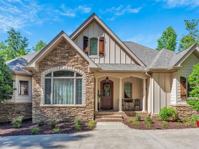 6 Deer Valley Ct