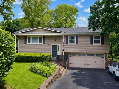 1309 N Leeview Cir