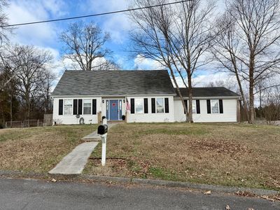 5043 Glen Oaks Trl NE