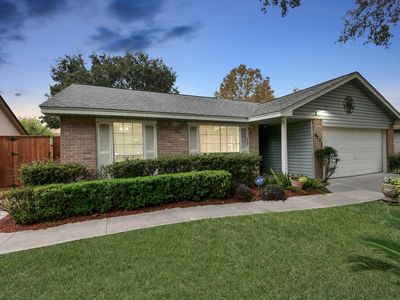 4711 Misty Shadows Dr