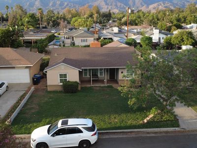 Property at 546 Country Club Ln, San Bernardino, CA