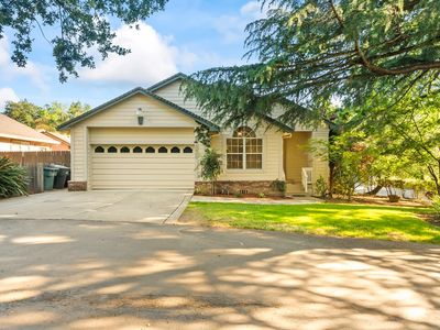3900 Green Forest Ln