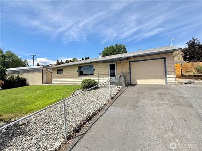703 Sunrise Drive