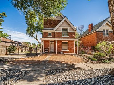 529 W Corona Ave