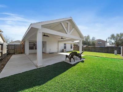 3301 Clover Hill Ln