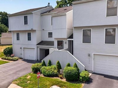 8645 W 108th Pl