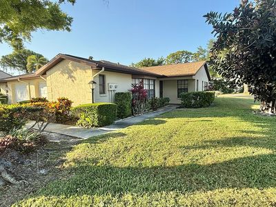 3112 Vivienda Blvd