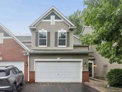 210 Heritage Ln
