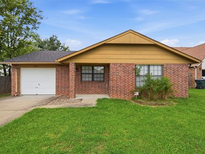 2002 S Cherokee Ave