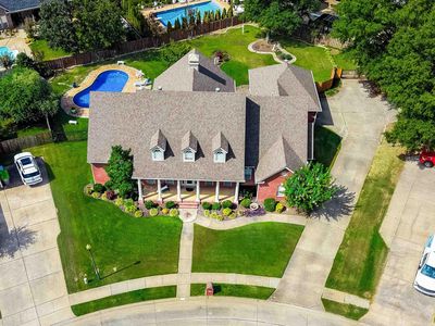602 Colonial Dr
