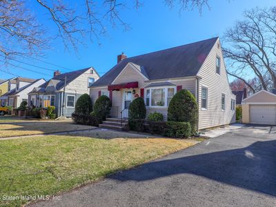 100 Sterling Ave