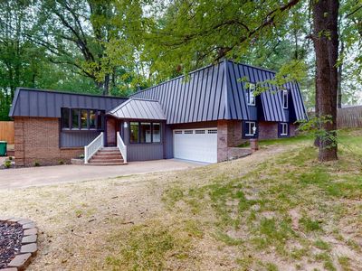 130 Garland Dr