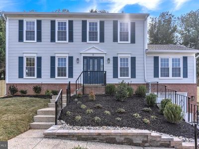 6 Bostwick Ct