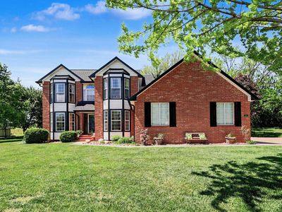 401 N Trail Dr
