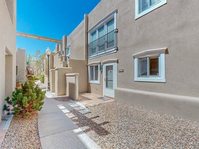 663 Bishops Lodge Rd APT 41