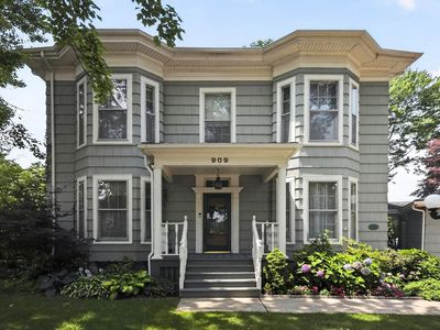 909 Pennsylvania Ave