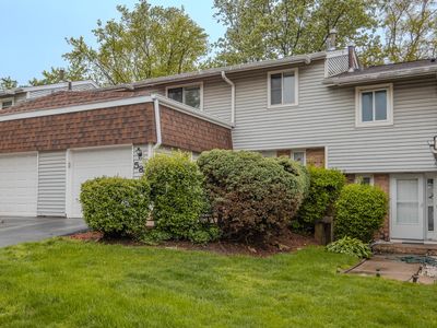 585 Sharon Way