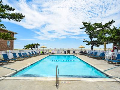 9300 Atlantic Ave APT 127